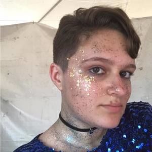 Meet your Posher, Nicholas